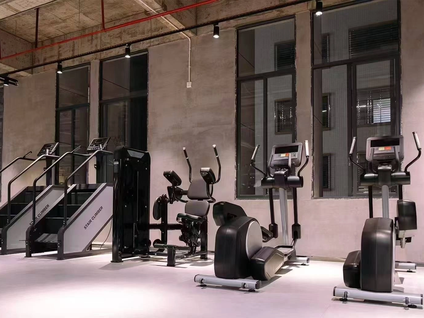 Comparing Commercial and Home Exercise Bikes: What You Need to Know